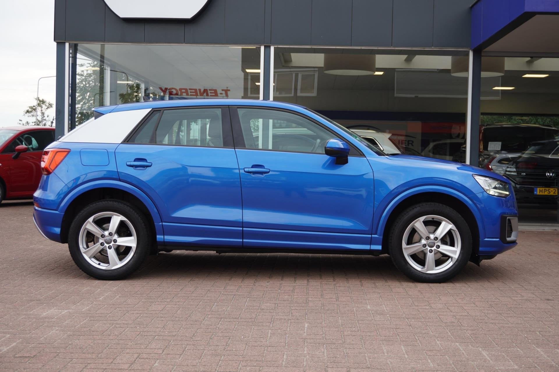 Audi Q2 30 TFSI epic | Airco | Navigatie | Trekhaak | PDC |, Auto's, Dealer onderhouden, Stof, Gebruikt, 1200 kg