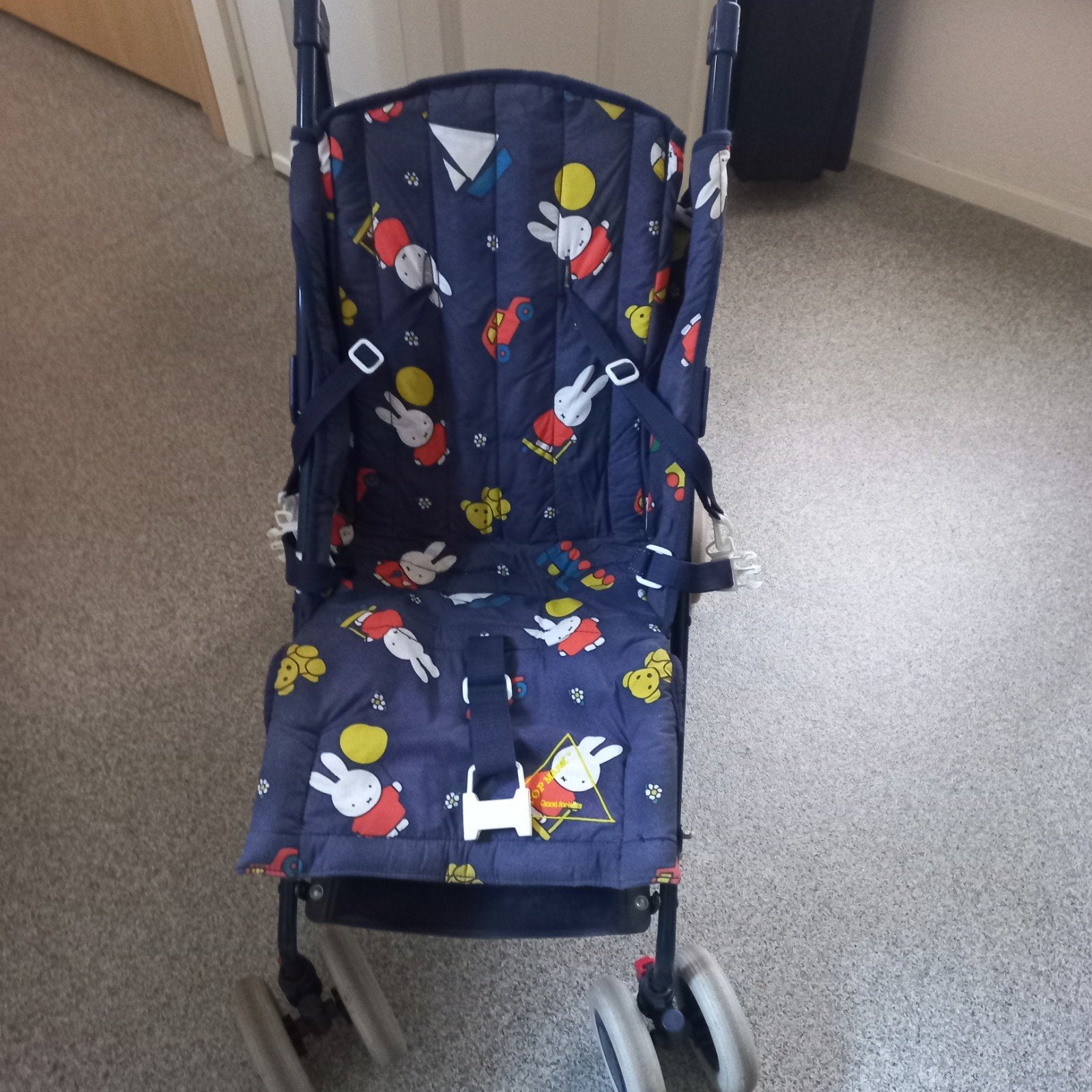 goede nijntjes buggy met boodschappen net, Ophalen