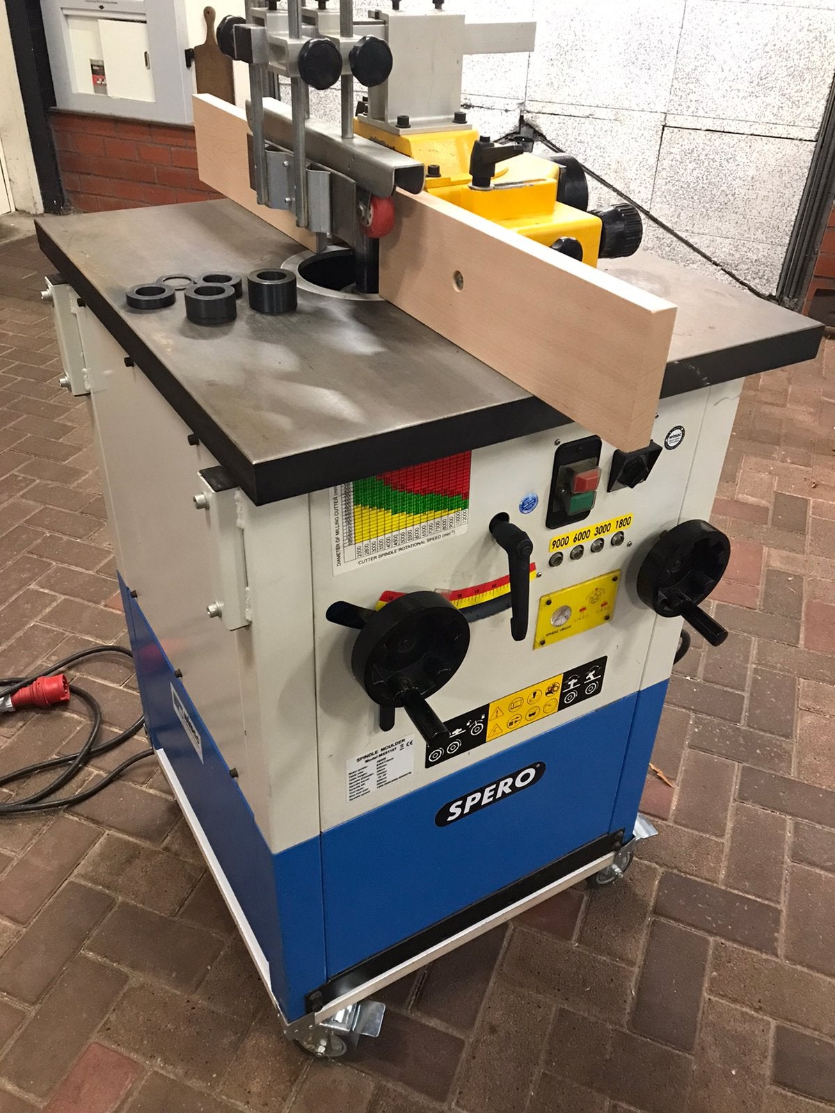 Spero MX5110T spilfrees / freesmachine, Doe-het-zelf en Verbouw, Gereedschap | Freesmachines, Ophalen, Zo goed als nieuw, Elektrisch