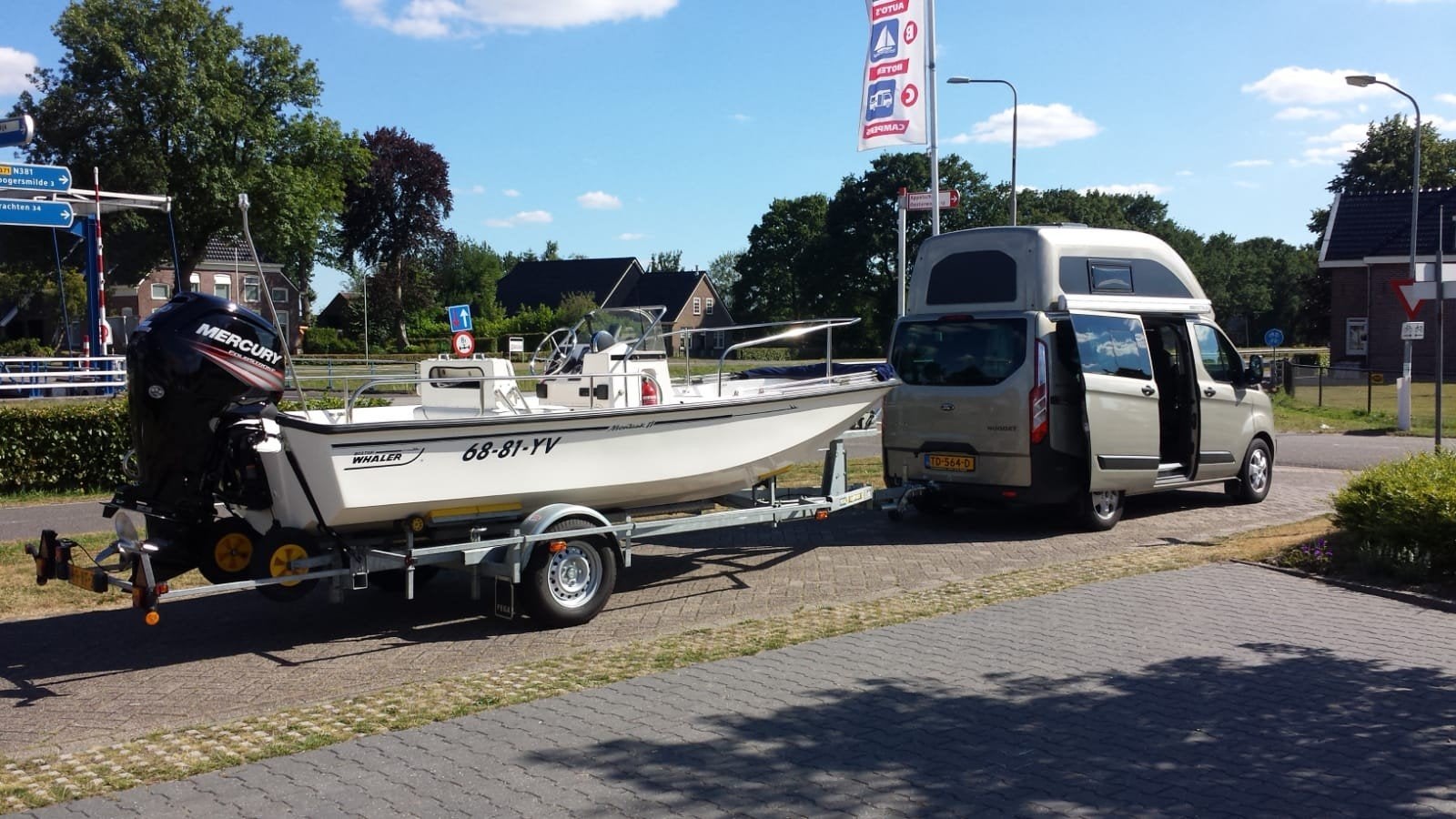 Boston Whaler Montauk 17 met Mercury 80pk en Pega trailer, Overige merken, Viertaktmotor, 5 m, Zo goed als nieuw