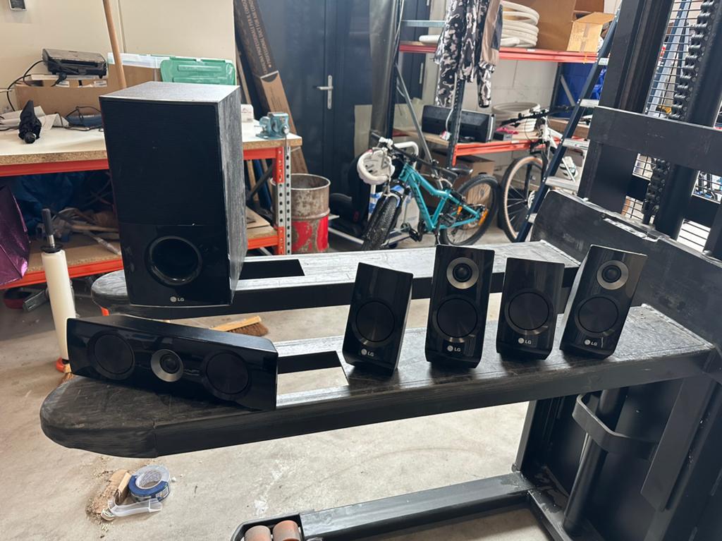 LG Dolby Surround Set met Prachtig Geluid, Gebruikt, 70 watt of meer, 5.1-systeem, Overige spelers