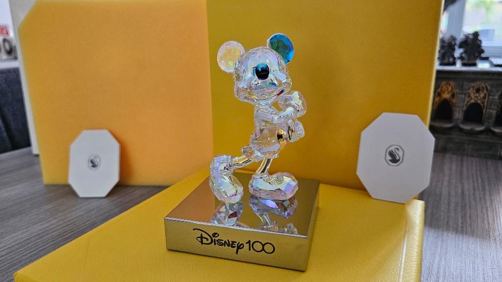 Swarovski Disney 100 Years Mickey Mouse! NIEUW!, Ophalen of Verzenden, Nieuw, Figuurtje