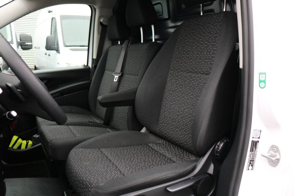 Mercedes-Benz Vito 116 CDI Automaat Koelwagen Dag en Nacht, Auto's, Automaat, Gebruikt, 4 cilinders, Wit