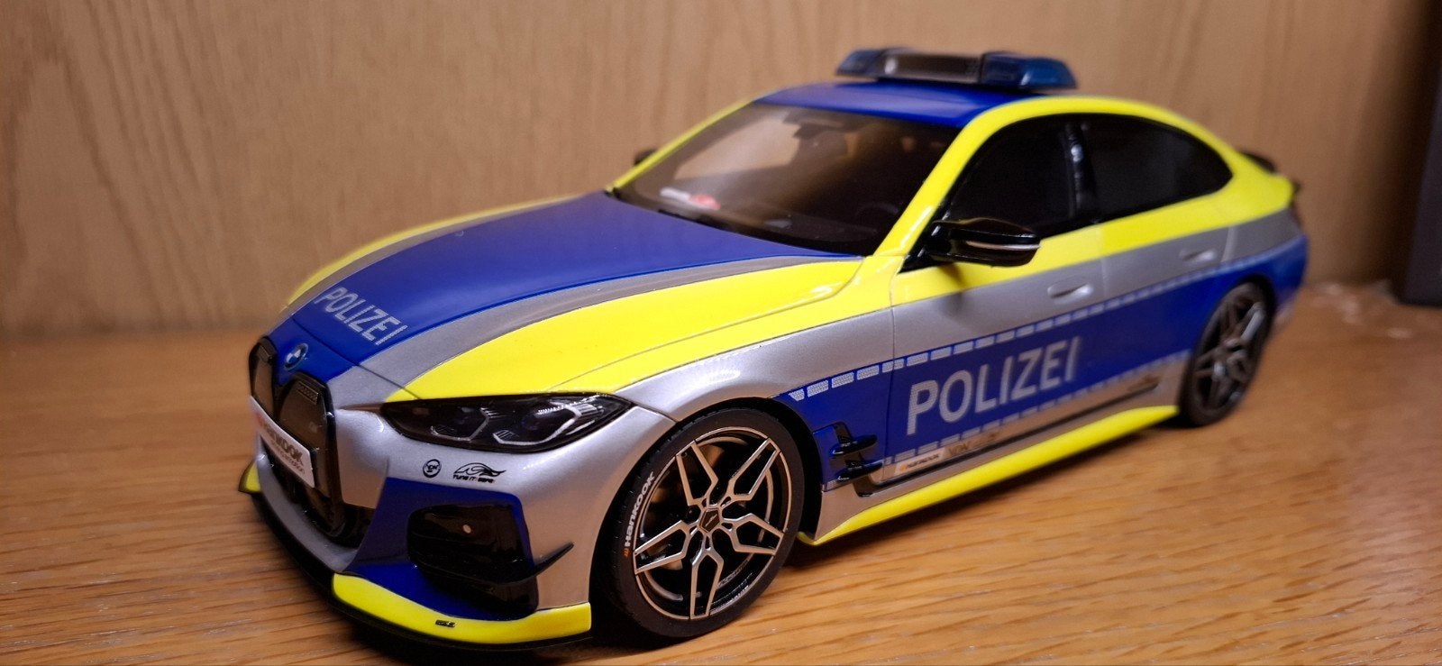 OTTOMOBILE BMW ACS4 POLIZEI, Hobby en Vrije tijd, Modelauto's | 1:18, Ophalen, Zo goed als nieuw, OttOMobile
