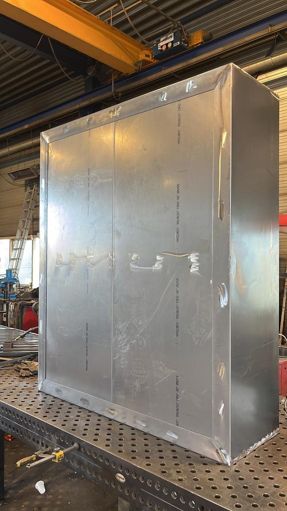 Foto 5 van Cortenstalen houtopslag 200x200x40 met of zonder achterwand!