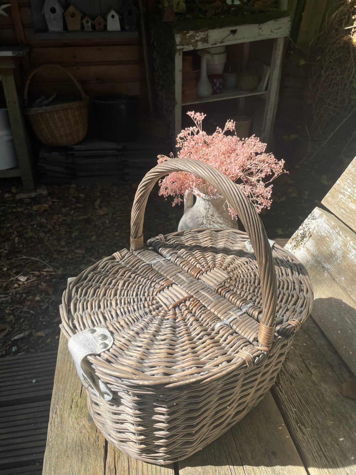 Mooie Oude Vergrijsde Picknickmand, Verzenden, Zo goed als nieuw, Rond, Riet