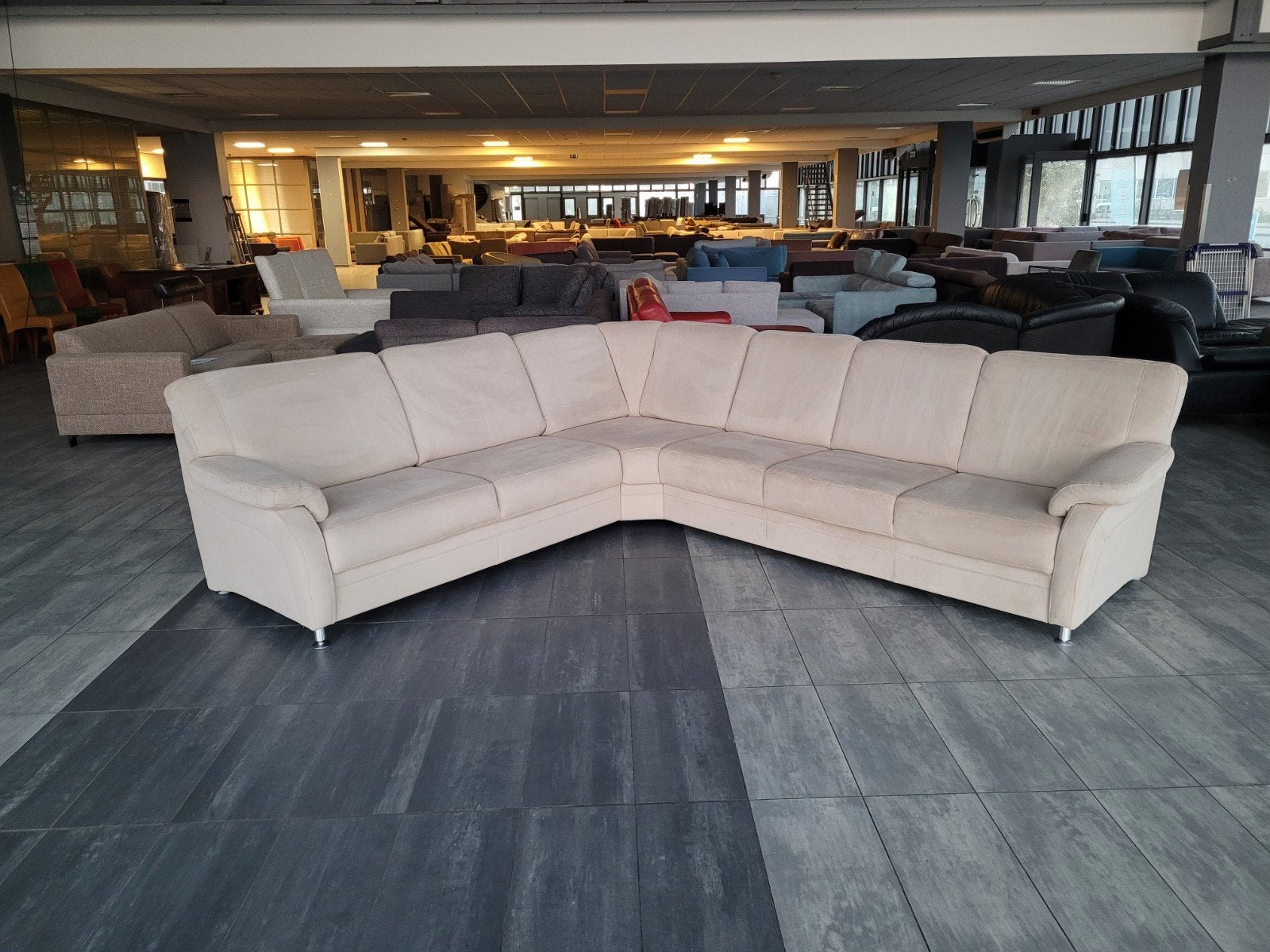 ✳️️️️️️ OUTLET creme suede hoekbank 300x270 | BEZORGEN, Stof, Info@onbekend.nl, Hoekbank, 300 cm of meer