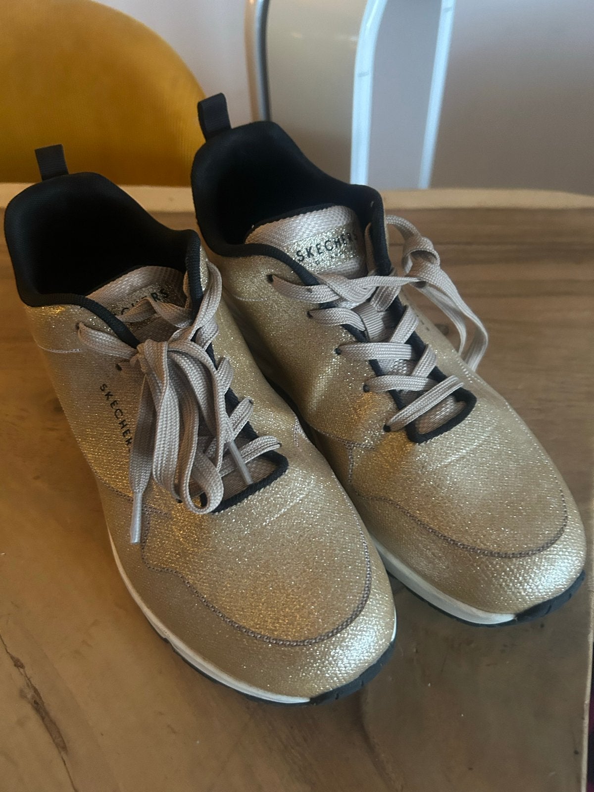 Skechers Sneakers Goud Glitter Maat 41, Ophalen, Gedragen, Overige kleuren, Sneakers of Gympen