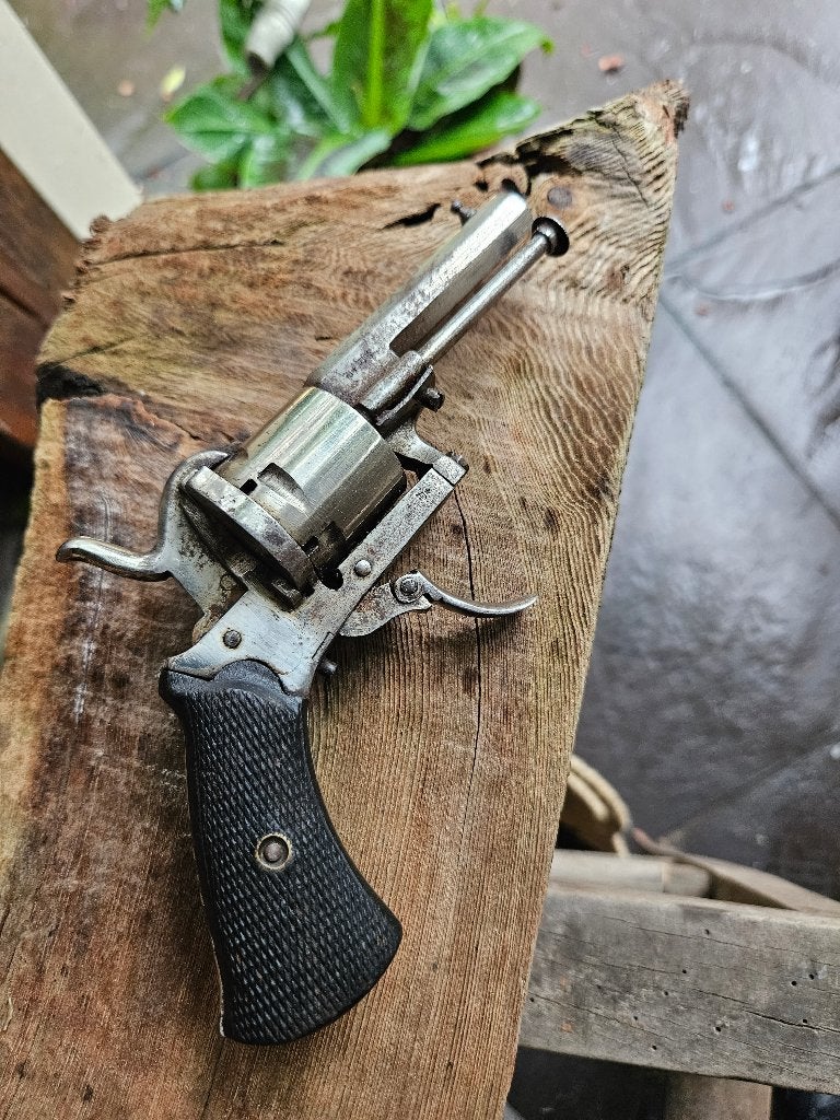 Nette vrijgestelde antieke penvuur revolver, Ophalen of Verzenden