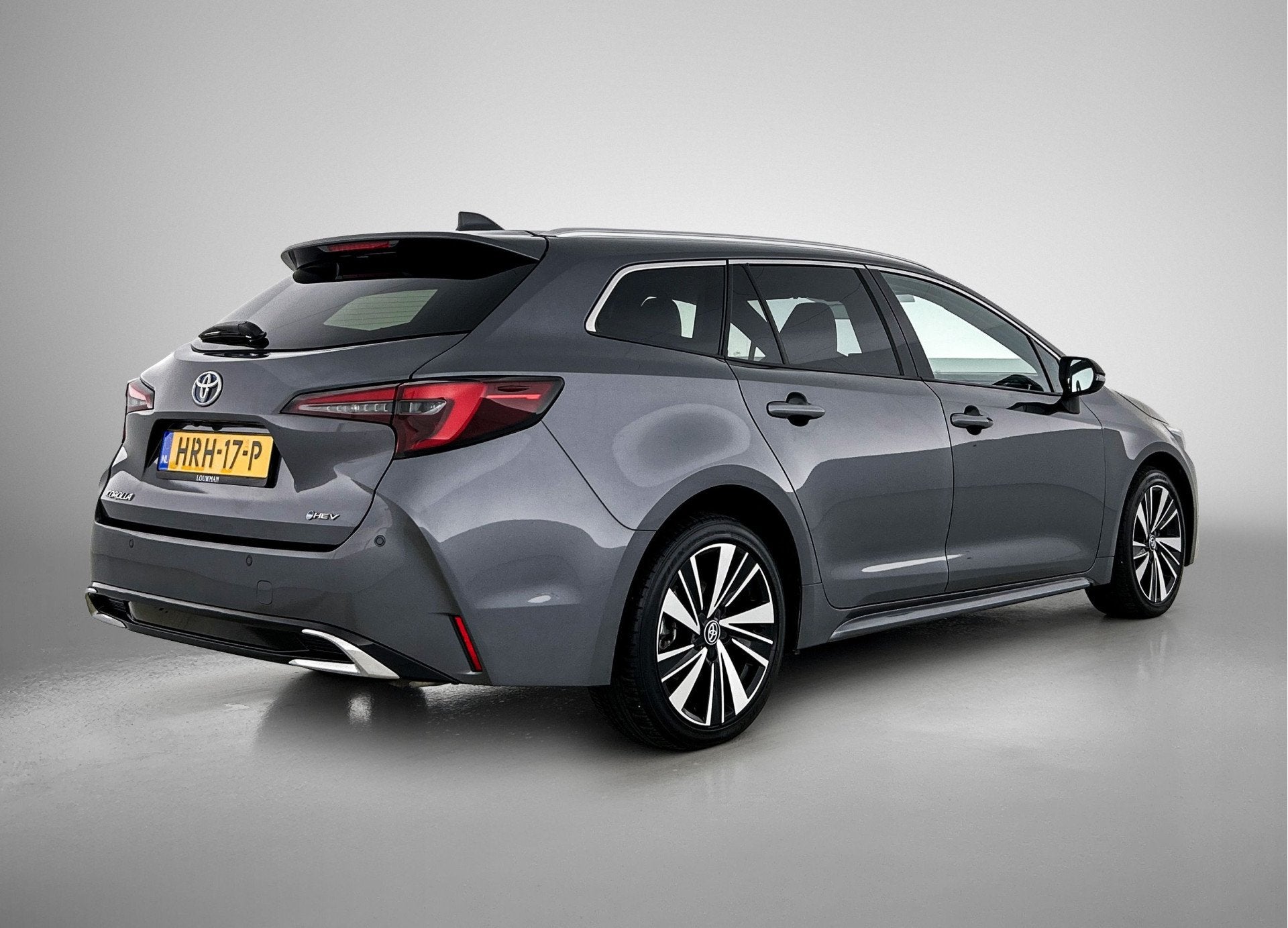 Toyota Corolla Touring Sports Hybrid 140 Dynamic NL auto | P, 12 maanden, 4 cilinders, Corolla, Origineel Nederlands