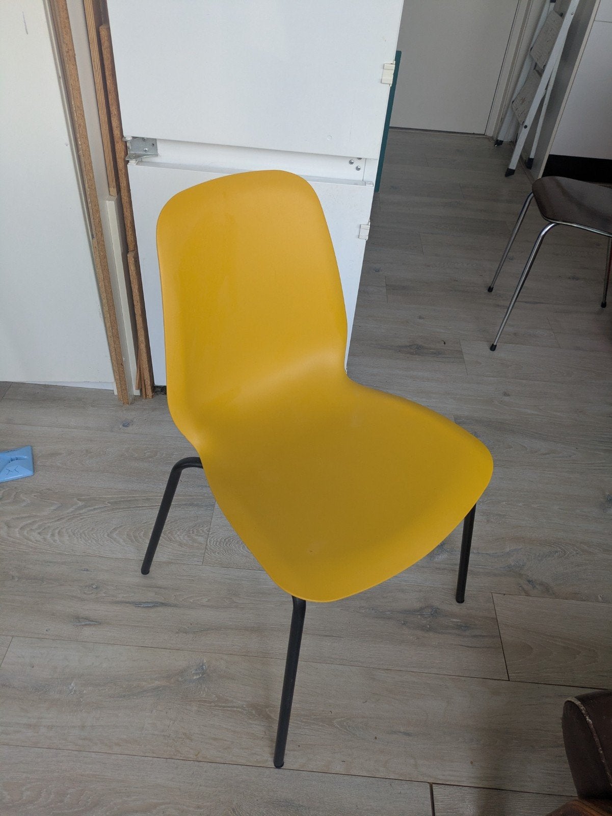 ikea skalsta leifarne stoel geel, Ophalen, Kunststof, Gebruikt, Overige kleuren