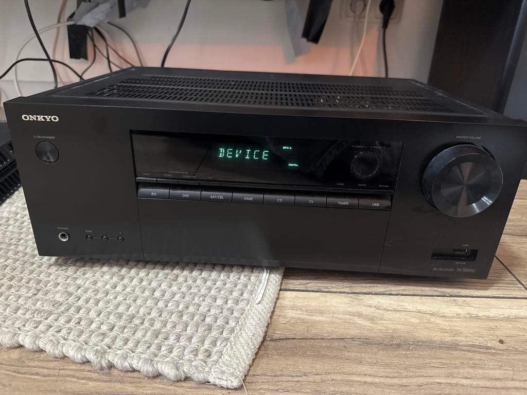 Onkyo TX-SR252 5.1 versterker 4k - Zo goed als nieuw, Audio, Tv en Foto, Versterkers en Receivers, Ophalen of Verzenden, Zo goed als nieuw