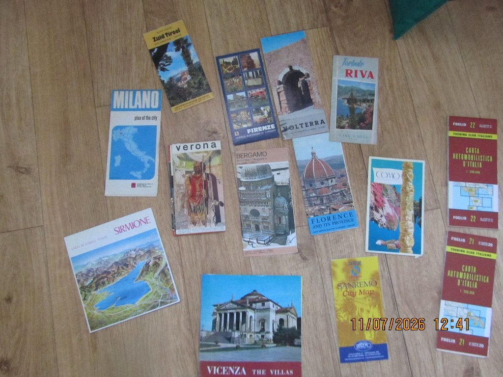 Reisgidsen , wegenkaarten , brochures van Italië, Europa, Ophalen of Verzenden, Reisgids of -boek, Gelezen