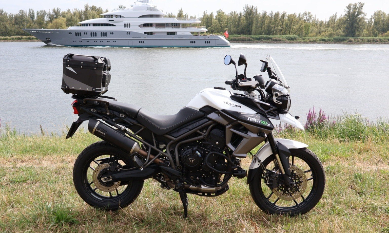Triumph Tiger XRX 2015 - Recent grote beurt, Motoren, Motoren | Triumph, Particulier, Overig, meer dan 35 kW, 3 cilinders, Motorrijbewijs A