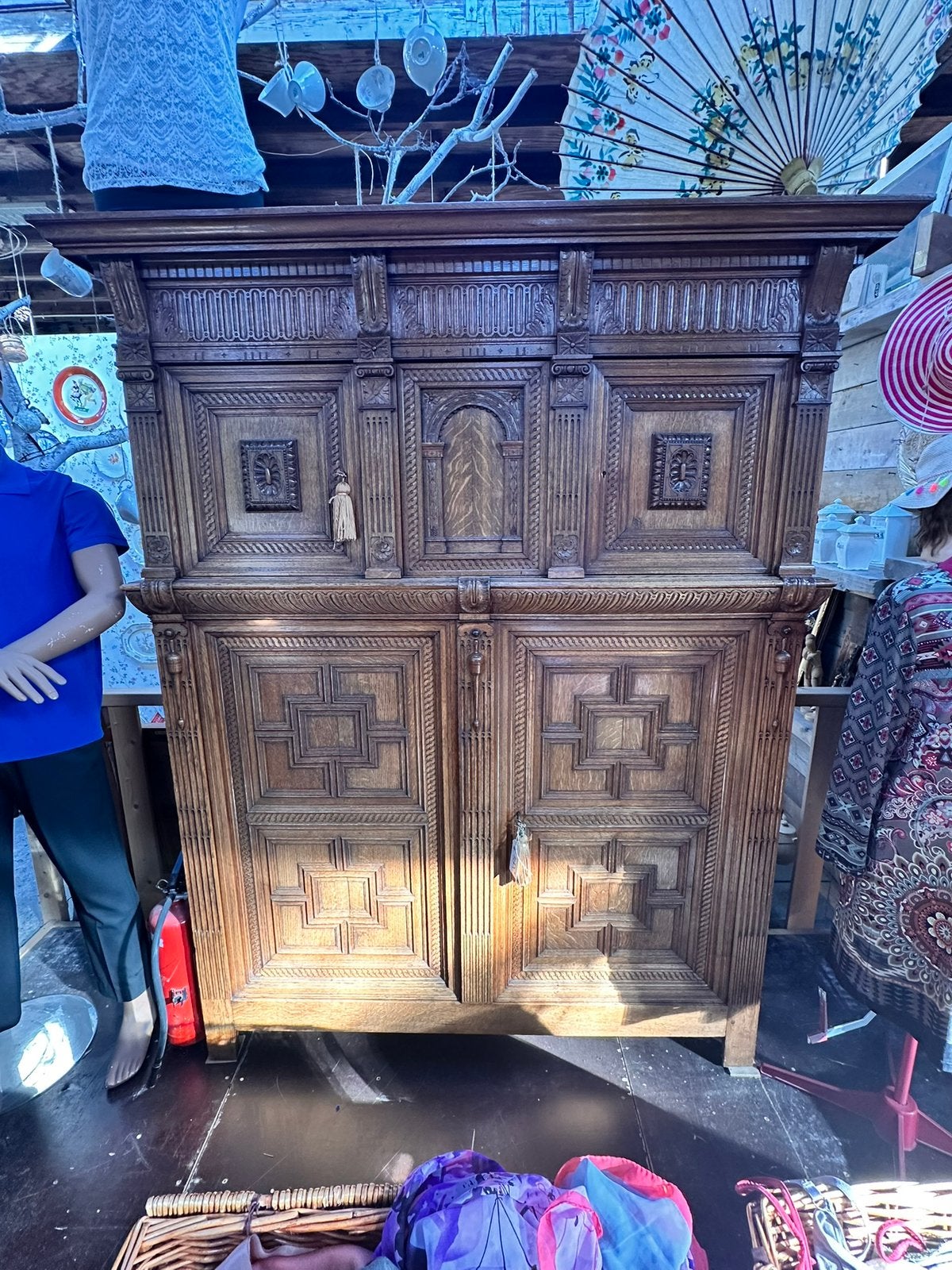 Handgemaakt oude eiken kast, Ophalen