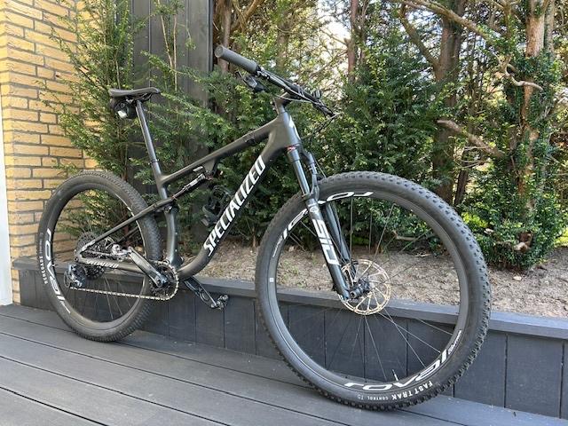 SPECIALIZED EPIC EXPERT, Fietsen en Brommers, Fully, Zo goed als nieuw, Schijfrem, Ophalen