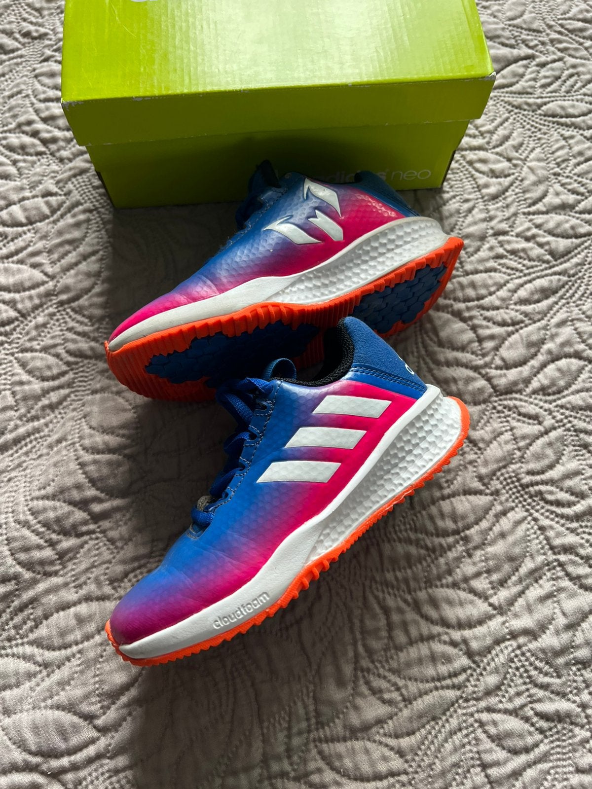Maat 28 adidas sneakers unisex, Ophalen of Verzenden, Zo goed als nieuw, Jongen of Meisje