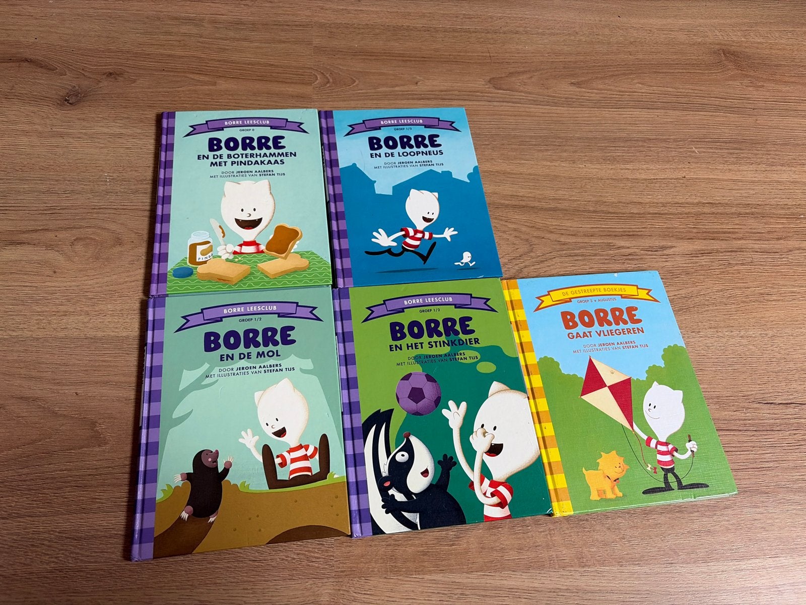 Borre Leesclub boeken - 5-delige set, Boeken, Ophalen, Zo goed als nieuw, Fictie algemeen
