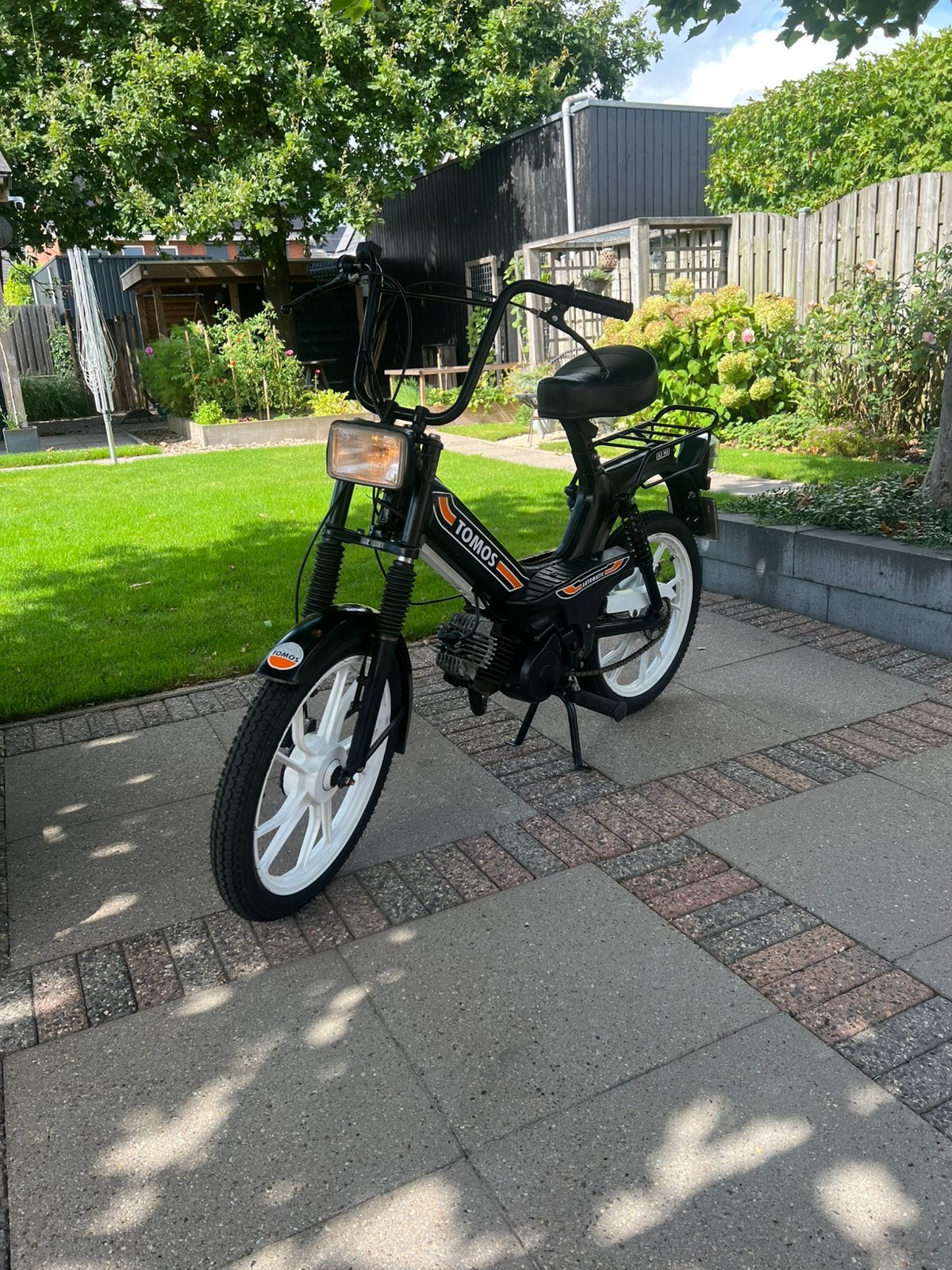 Tomos A3 brom kenteken, Fietsen en Brommers, Brommers | Tomos, Ophalen, Maximaal 45 km/u, Zo goed als nieuw, 2 versnellingen