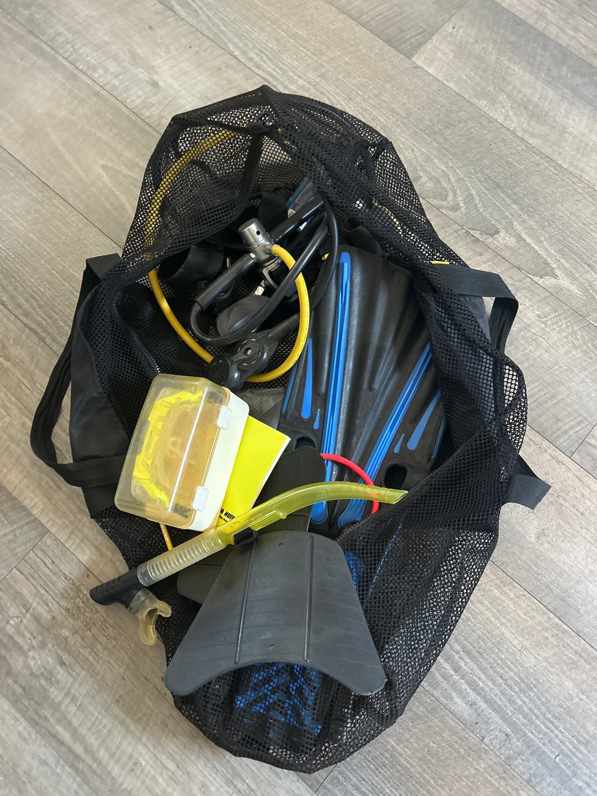 Complete Duikuitrusting met Vinnen, Snorkel en Accessoires, Ophalen, Gebruikt, Zwem- of Duikvliezen
