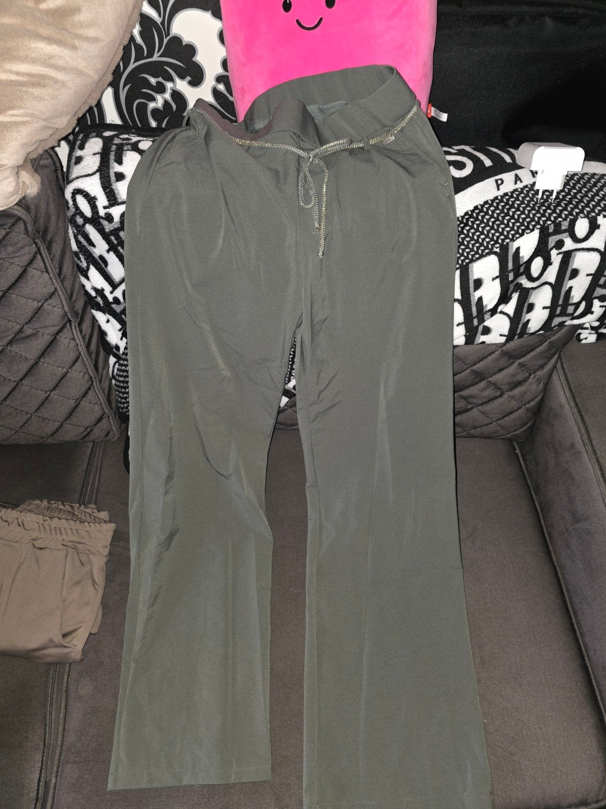 TQ broek met strass detail - Zo goed als nieuw, Maat 38/40 (M), TQ, Ophalen of Verzenden, Zo goed als nieuw