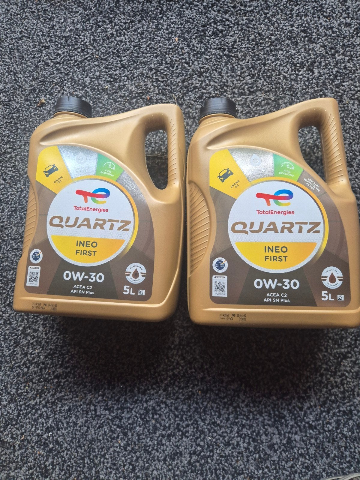 2x 5L Total Quartz Ineo First 0W-30 Motorolie (Ongeopend), Ophalen of Verzenden