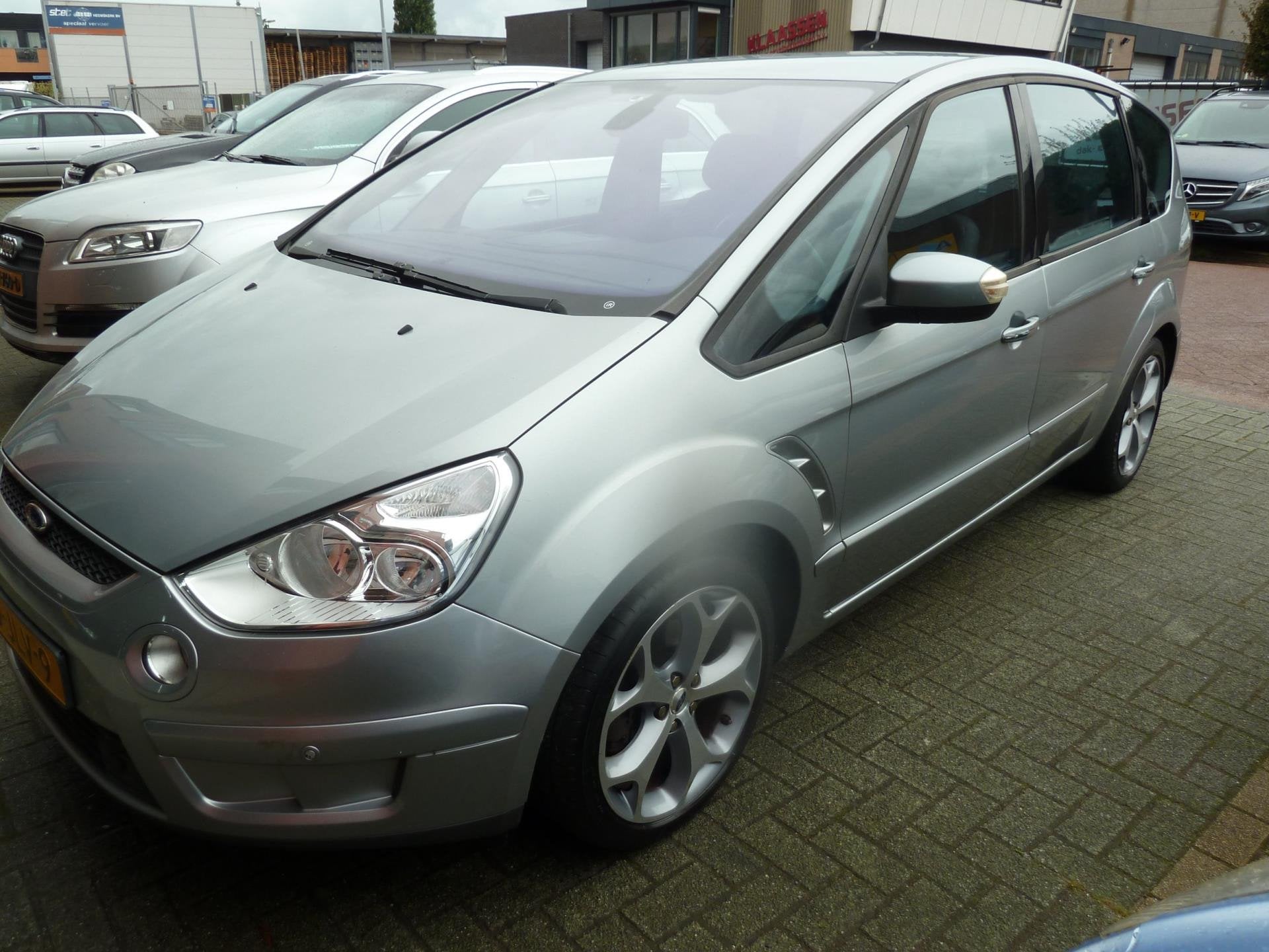 Ford S-Max 2.0-16VN NW APK 7 PERS ONDERHOUD BOEKJE airco, Auto's, Voorwielaandrijving, Gebruikt, 1505 kg, Origineel Nederlands