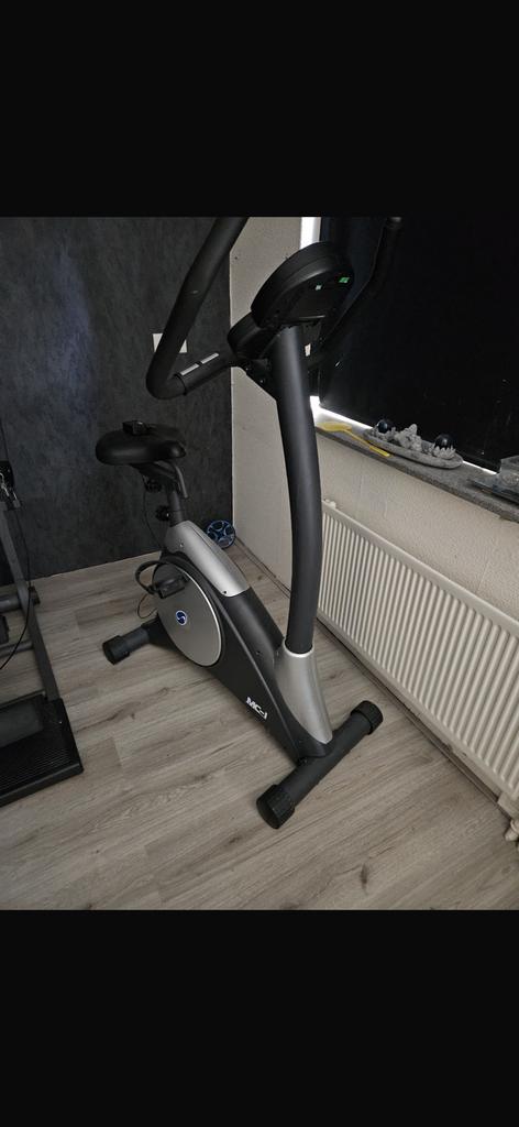 Gratis af te halen hometrainer en of weerstand powerbank., Ophalen, Zo goed als nieuw, Hometrainer