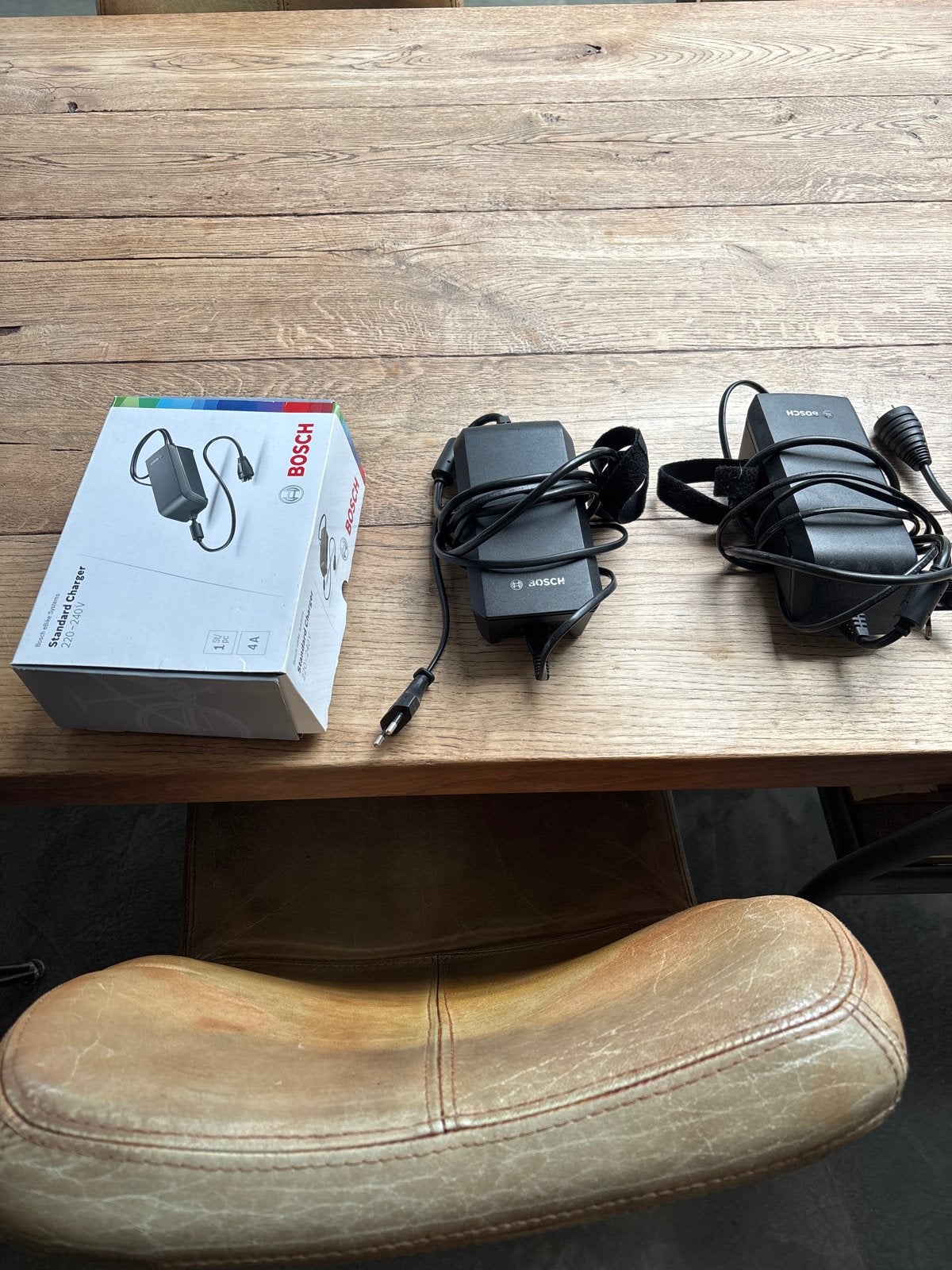 Bosch E-bike Opladers - Nieuw en Gebruikt, Ophalen, Zo goed als nieuw