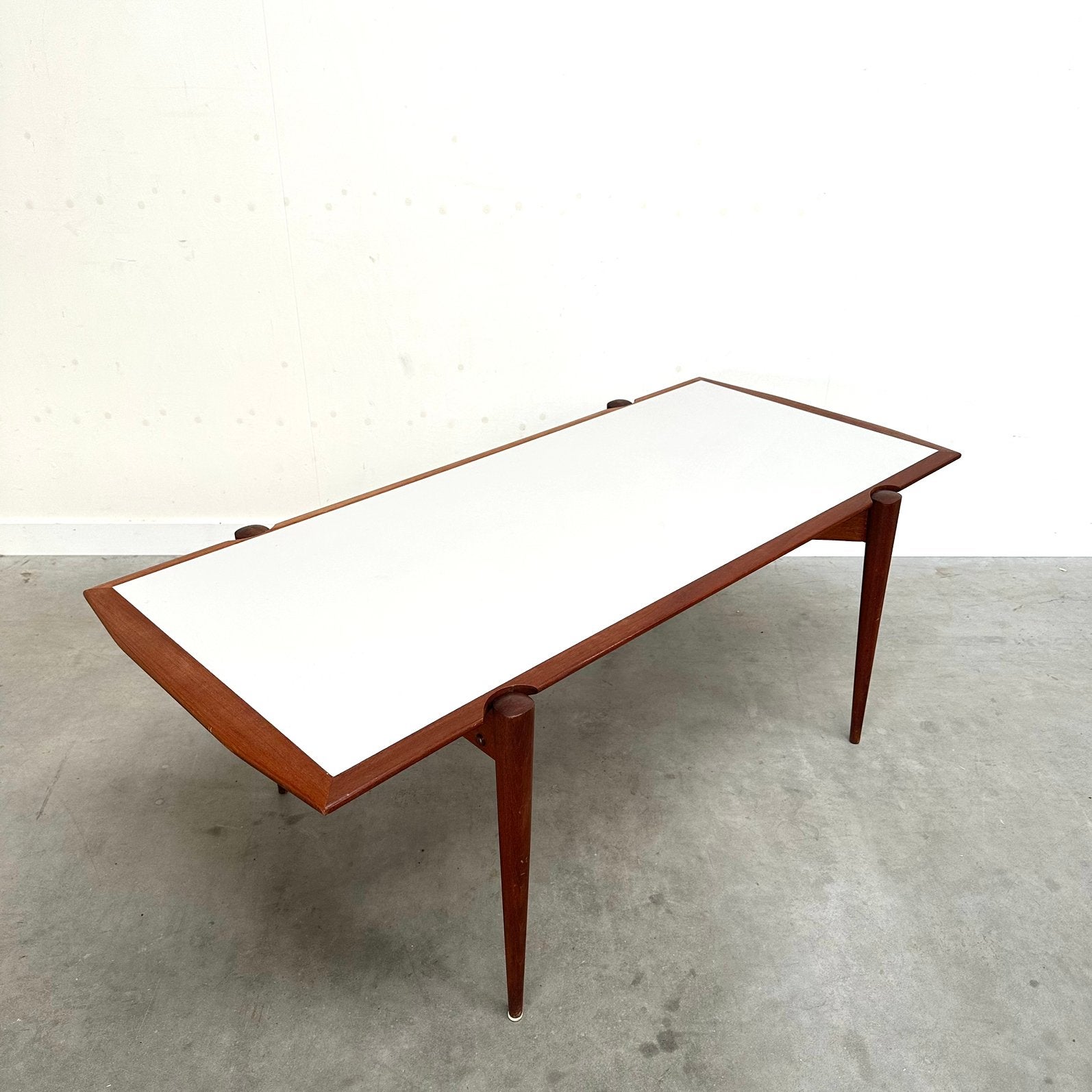Vintage design salontafel teak jaren 50 60 tafel deens, Ophalen, 50 – 75, Gebruikt, 100 tot 150 cm