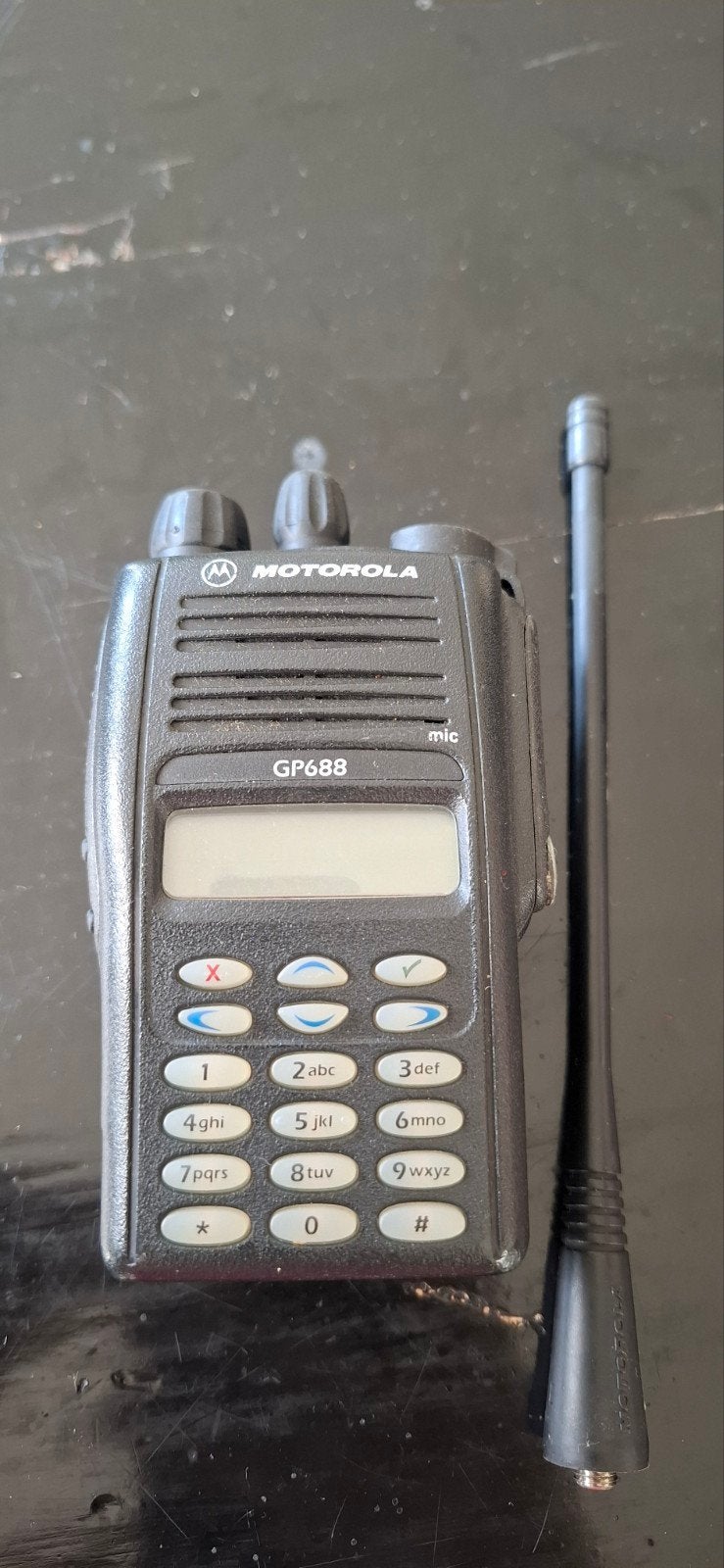 2x Motorola GP688 UHF, Ophalen of Verzenden, Gebruikt, 5 tot 15 km, Portofoon of Walkie-talkie