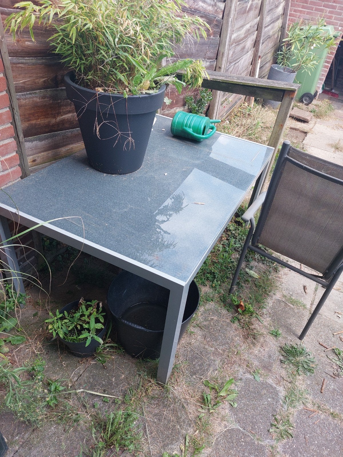 gratis af te halen Aluminium tuintafel met glasplaat en 3 st, Ophalen, Gebruikt, 3 zitplaatsen, Aluminium