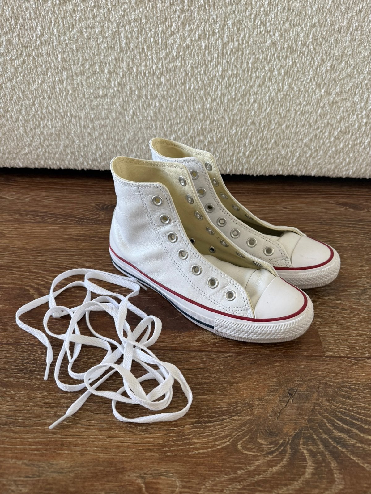 Converse Leather High Top – White (36,5 EU), Wit, Ophalen of Verzenden, Sneakers of Gympen, Zo goed als nieuw
