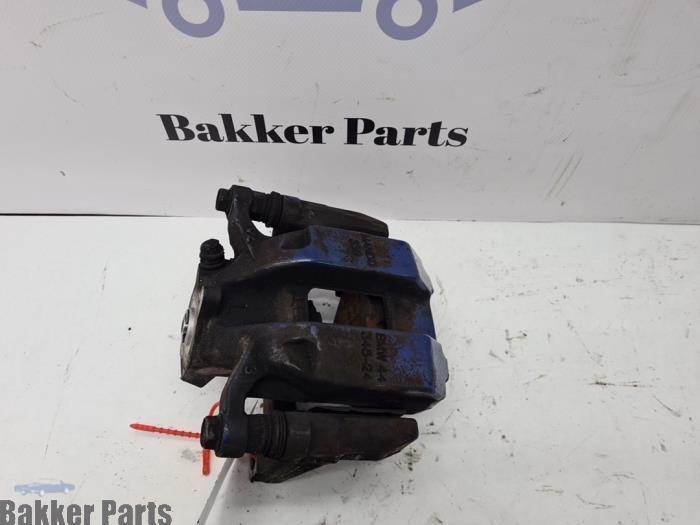 Remklauw (Tang) links-achter van een BMW 3-Serie, Gebruikt, -, -, Ophalen of Verzenden