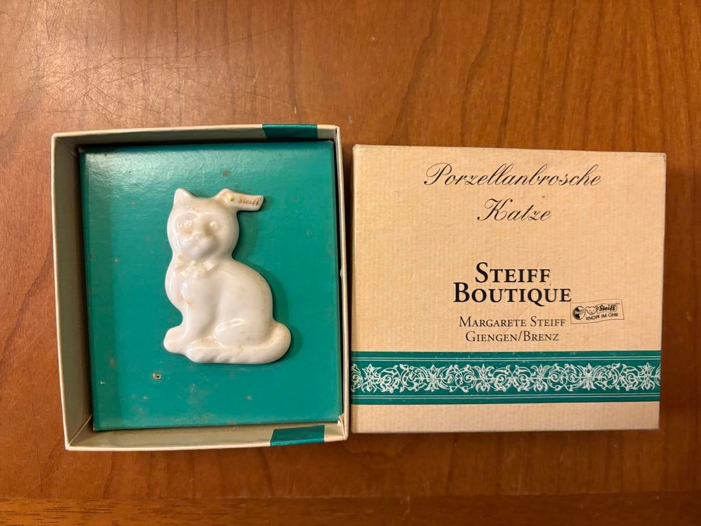 Steiff Porseleinen Kat Broche - Vintage Steiff Boutique, Overige materialen, 4 tot 7 cm, Wit, Ophalen of Verzenden