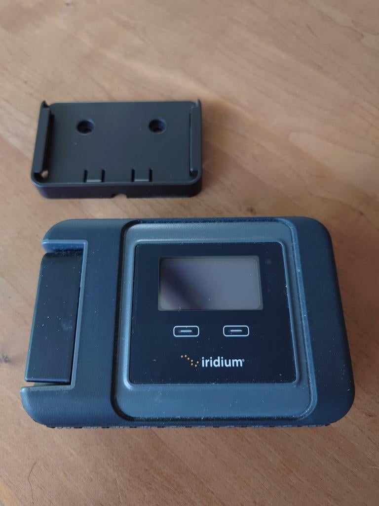 Iridium GO! Satelliet Hotspot met SOS-functie, Telecommunicatie, Ophalen of Verzenden, Zo goed als nieuw
