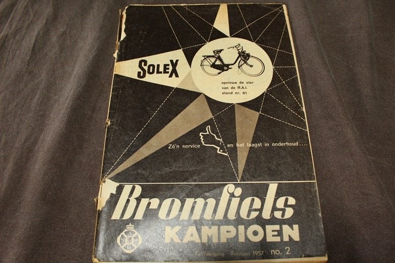 Blad bromfiets kampioen februari 1957 oa. Zündapp Combinette, Ophalen of Verzenden, Gebruikt