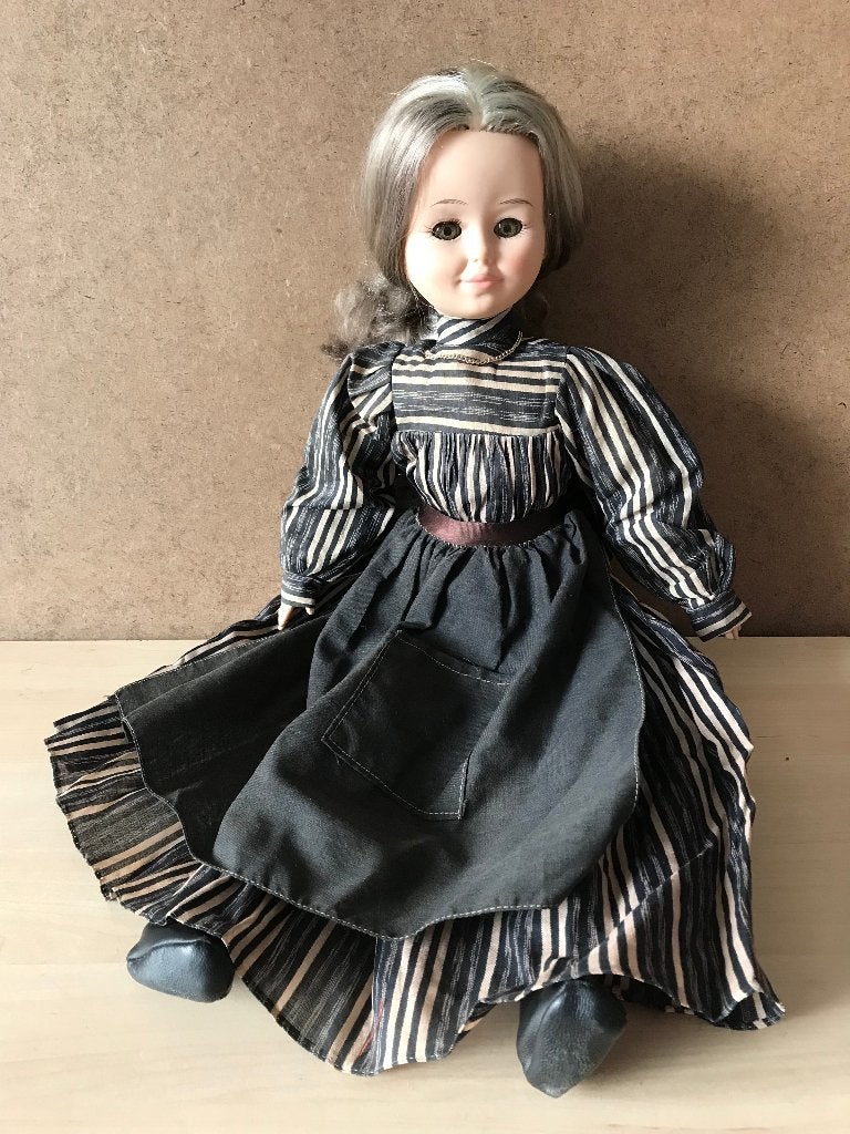 Vintage Pop Amerikaanse Pioneer School Kleding 46 cm, Verzamelen, Ophalen of Verzenden, Gebruikt, Pop