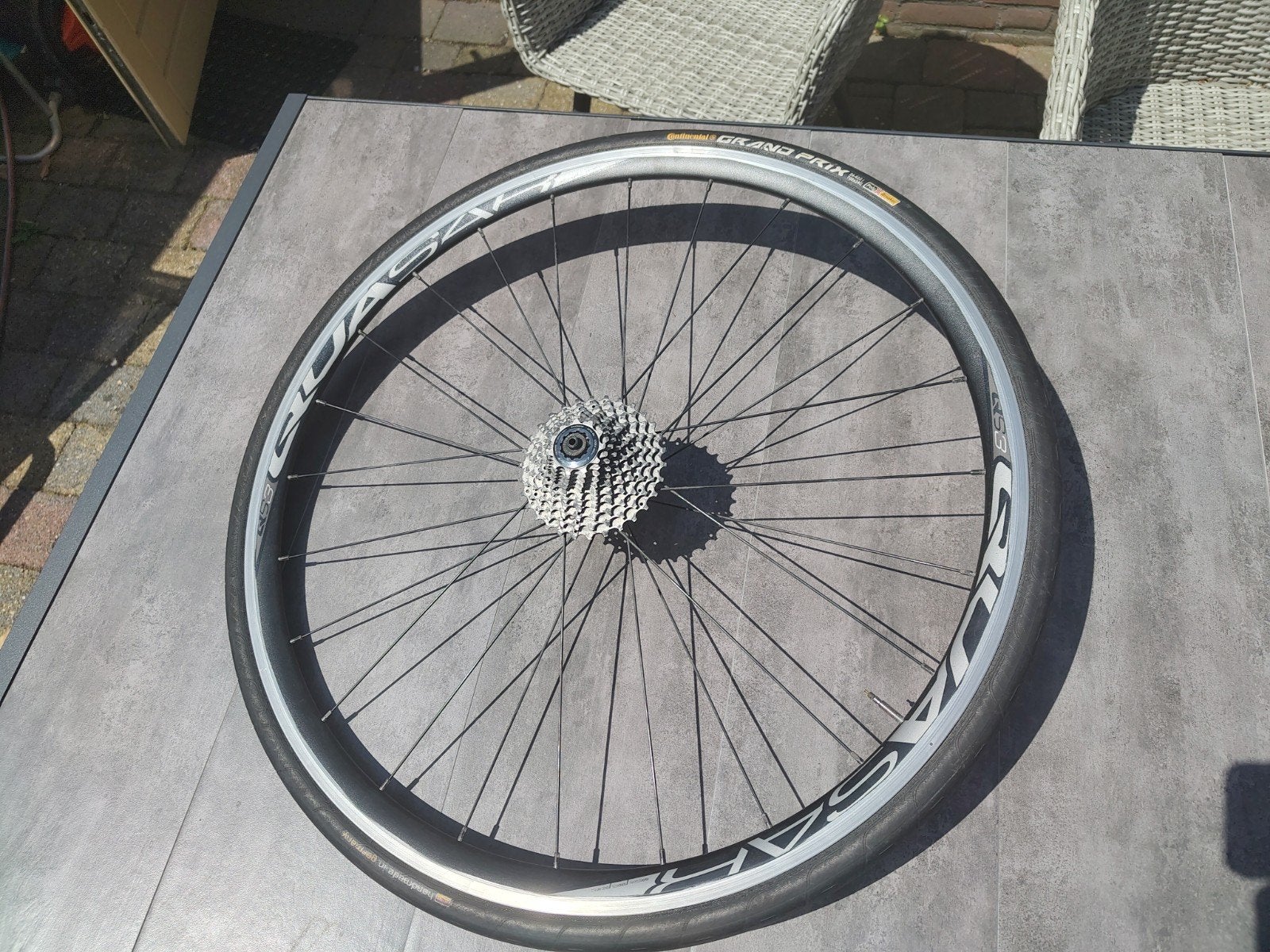 Racefiets wiel Quasar Qs3 met 11-speed cassette en band, Wiel, Gebruikt, Overige materialen, Quasar