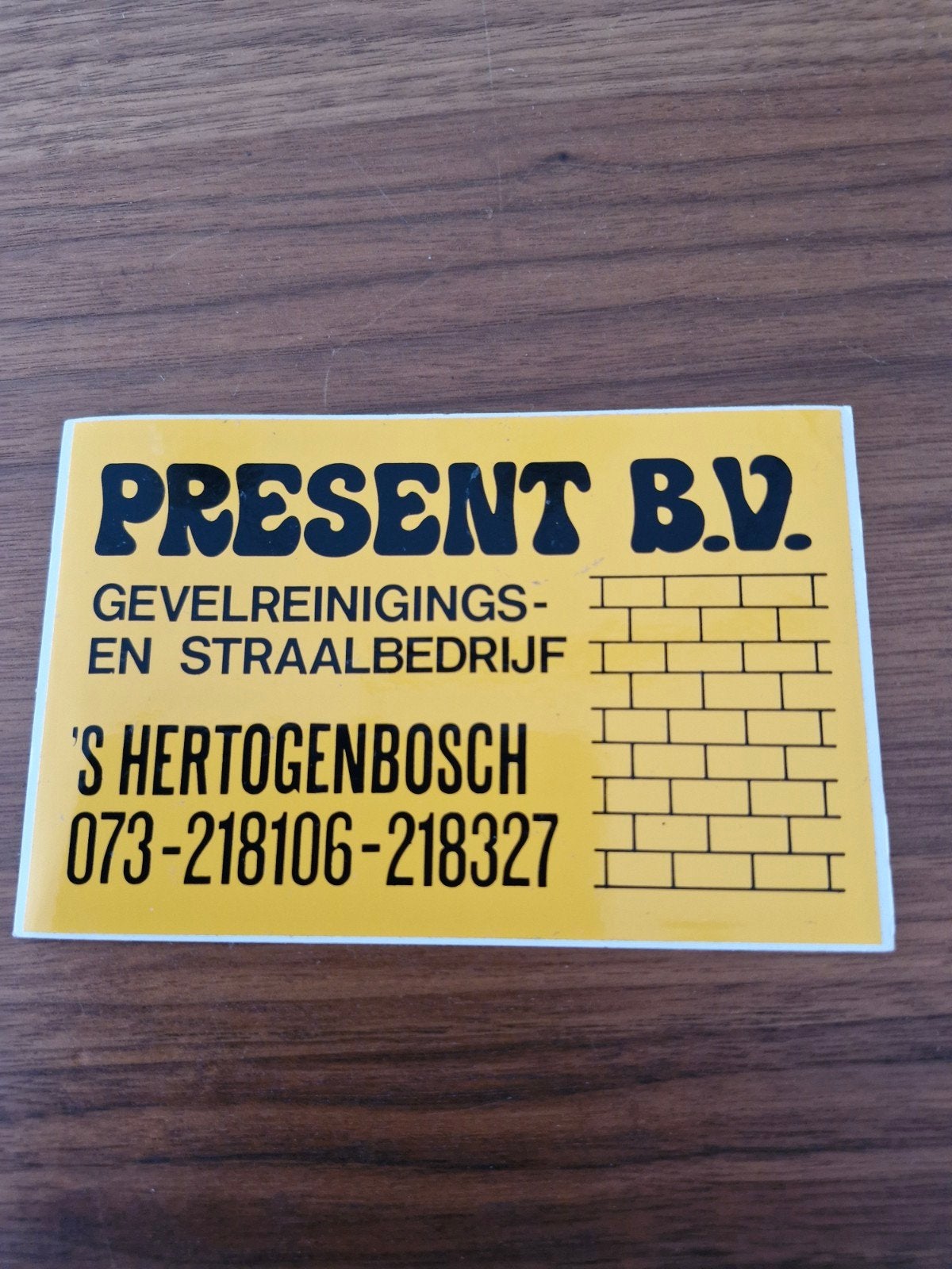 10501  sticker Present B.V. Gevelreinigings- en Straalbedri, Ophalen of Verzenden, Gebruikt, Bedrijf of Vereniging