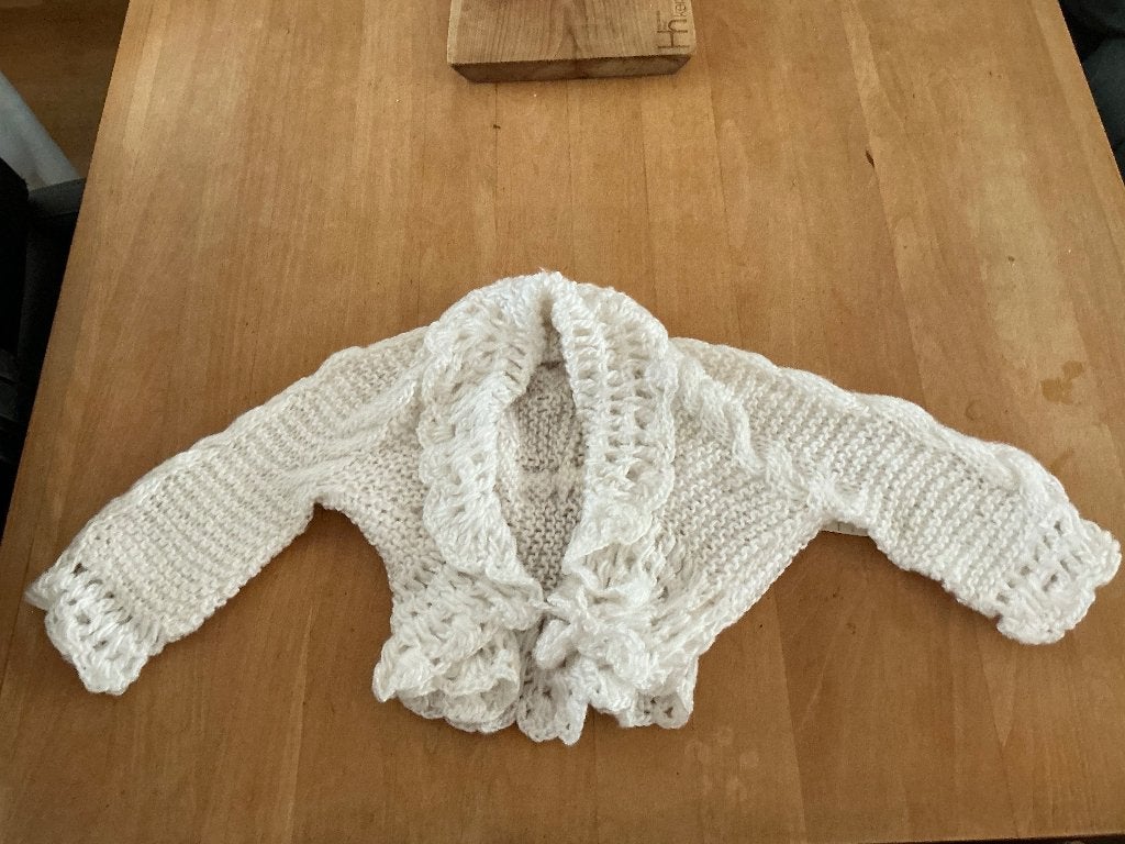 Gebreid cirkelvest wit maat 140, Kinderen en Baby's, Kinderkleding | Maat 140, Verzenden, Nieuw, Meisje, Trui of Vest