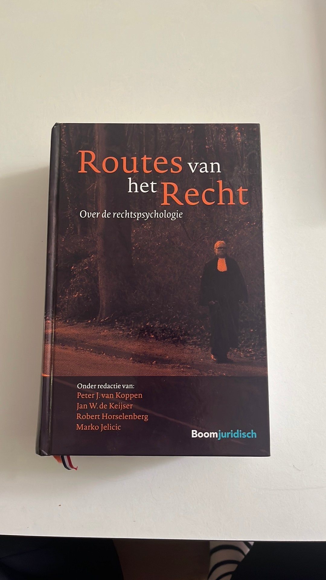 Routes van het Recht, Ophalen of Verzenden, Zo goed als nieuw, Sociale wetenschap