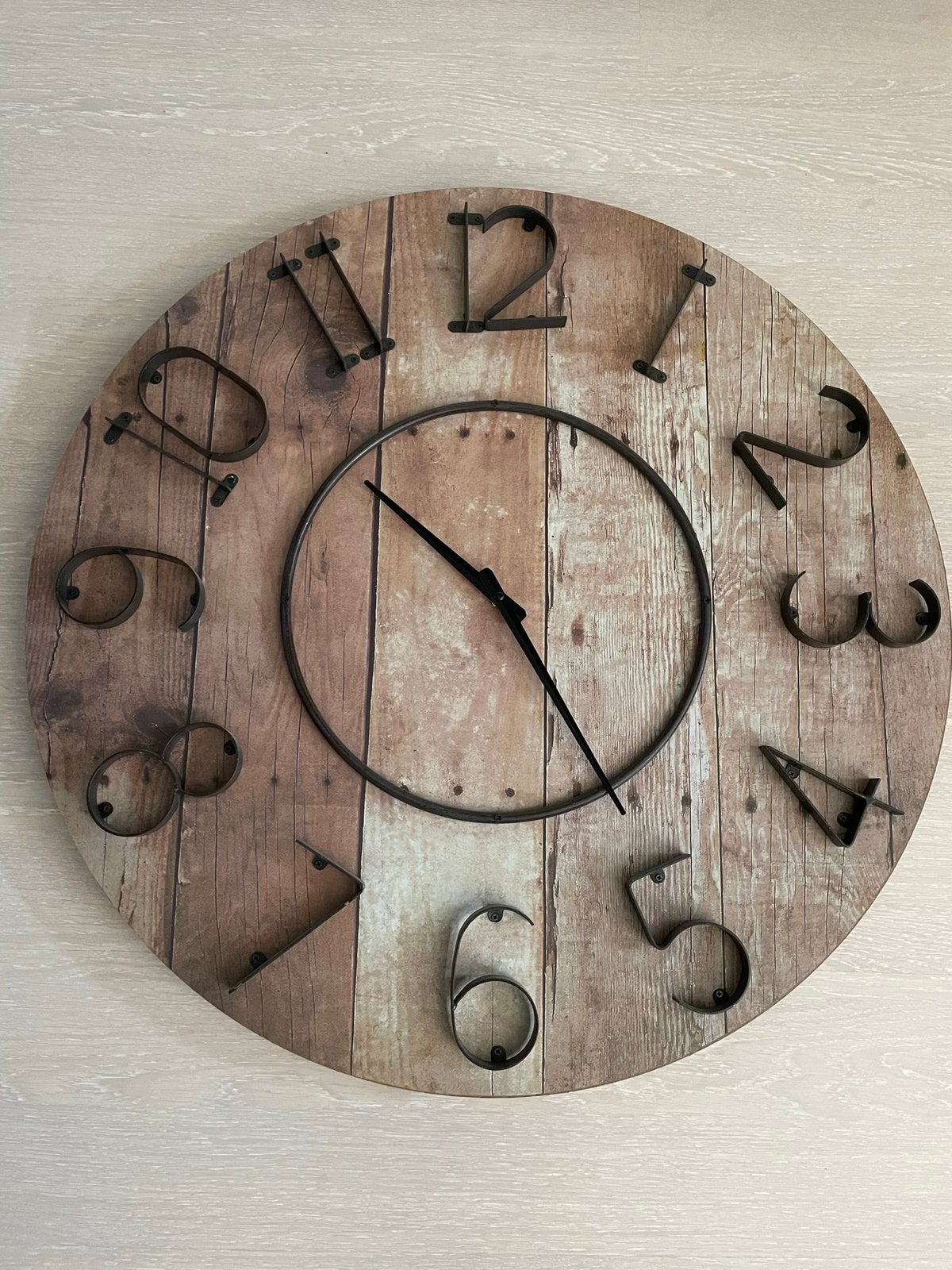 Grote klok met diameter van 70cm, Ophalen, Gebruikt, Wandklok