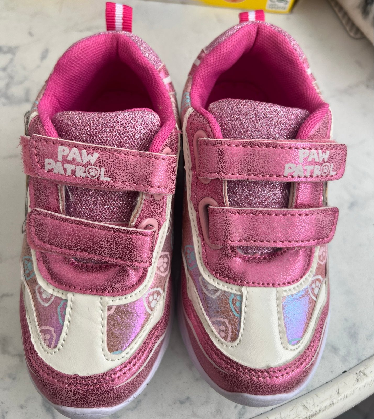 Roze Paw Patrol sneakers met lichtjes maat 25, Ophalen of Verzenden, Zo goed als nieuw, Meisje, Sportschoenen