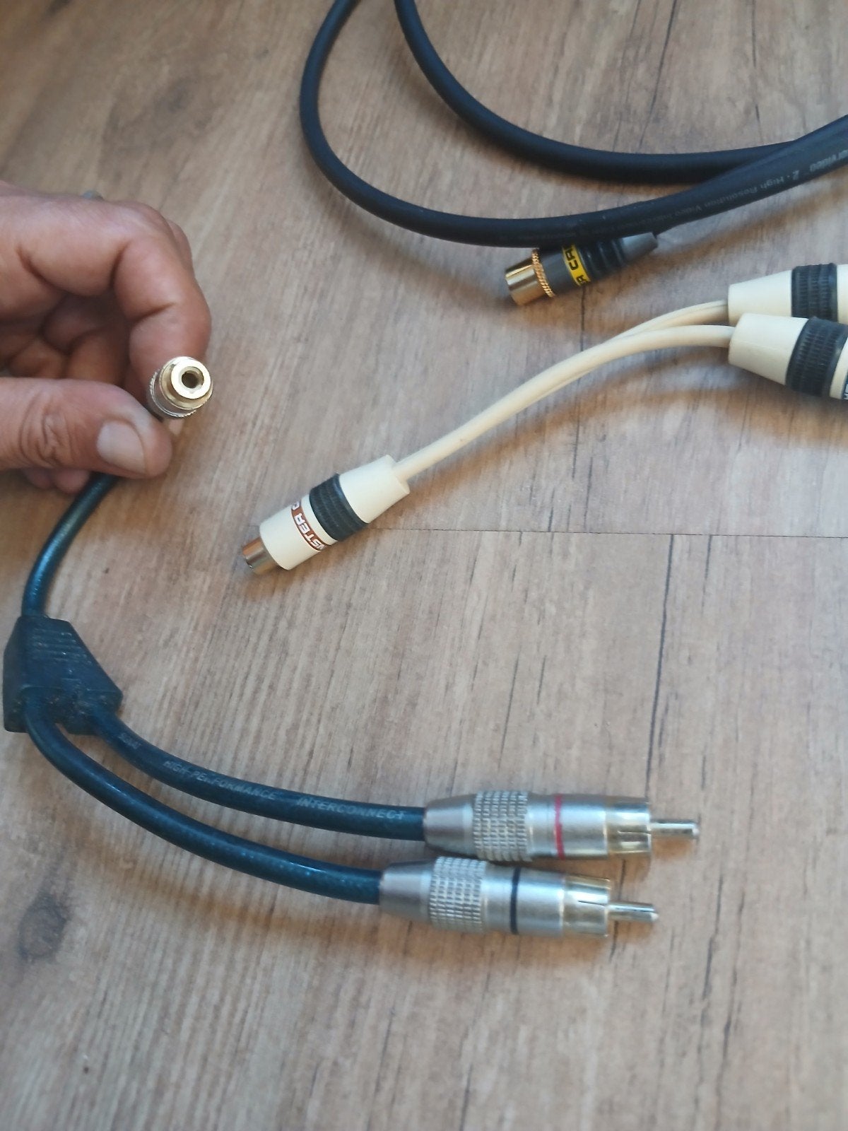 Diverse audiokabels en videokabels, Verzenden, Gebruikt, 2 tot 5 meter, Coaxiale kabel