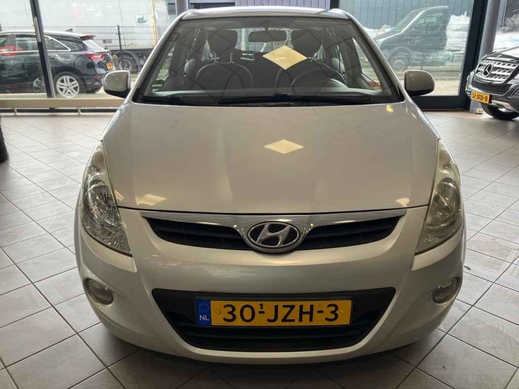 Hyundai i20 1.4i Dynamic Airco APK 2-27 BJ 2009 ! (bj 2009), 4 cilinders, 1396 cc, Bedrijf, Handgeschakeld
