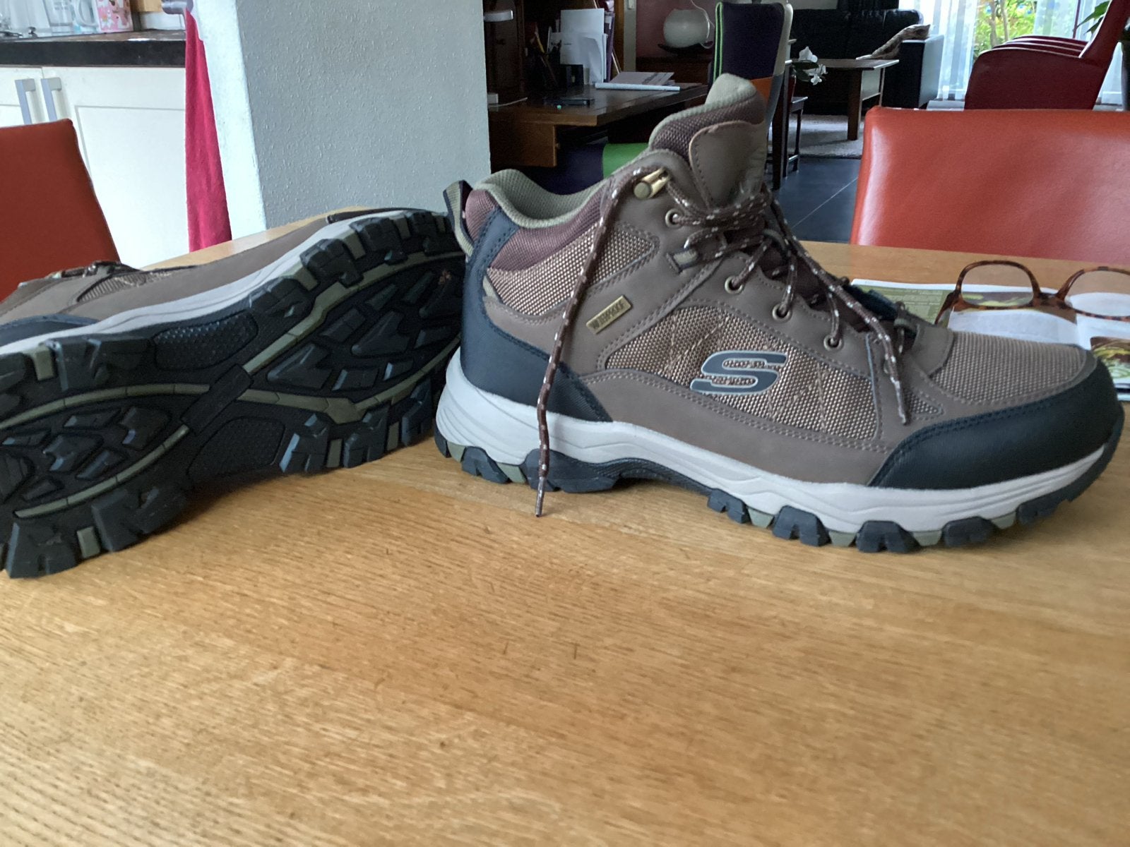 Nieuwe Skechers waterdichte wandelschoenen maat 47,5, Sport en Fitness, Bergsport en Wandelen, Ophalen of Verzenden, Nieuw, Schoenen