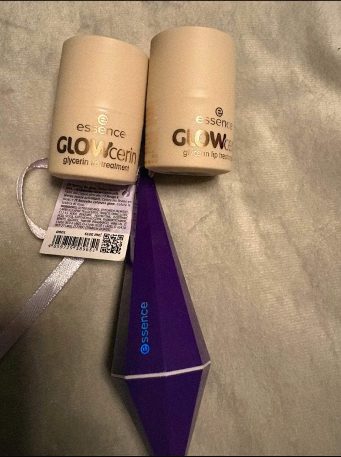 Essence GLOWcerin Lip Treatment & Lipgloss, Lippen, Verzenden, Nieuw, Make-up