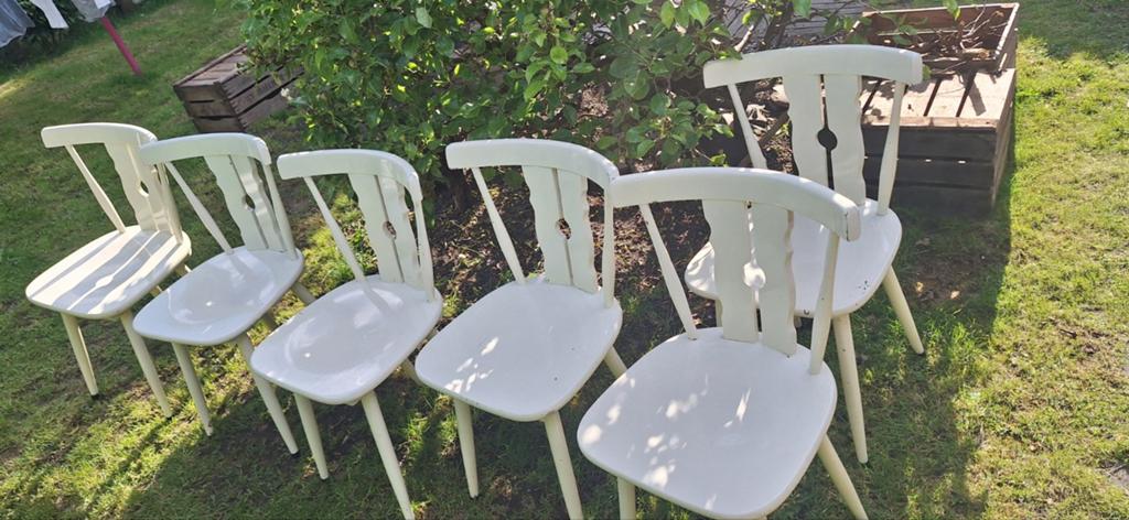 6 witte houten stoelen gratis, Ophalen, Gebruikt, 50 tot 100 cm, 50 tot 100 cm
