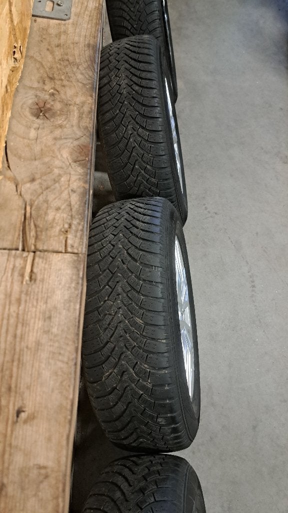 Foto 7 van Lichtmetalen velgen Outlander ASX Sportage IX35 215/65/17